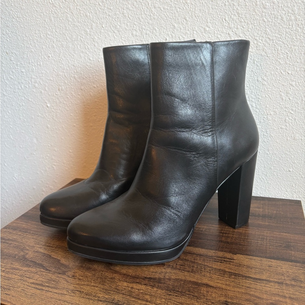 Antonio Melani Black Leather Platform Heeled Ankle Boots